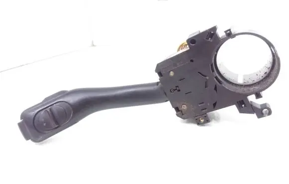 Volkswagen Golf IV Indicator stalk 8L0953513B