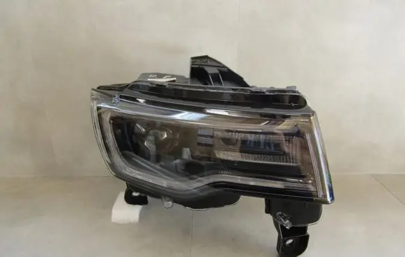 Jeep Grand Cherokee Headlight/headlamp