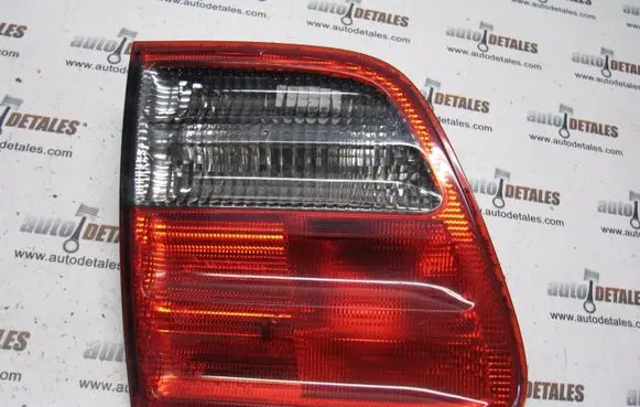Mercedes-Benz E W210 Tailgate rear/tail lights A2108207564