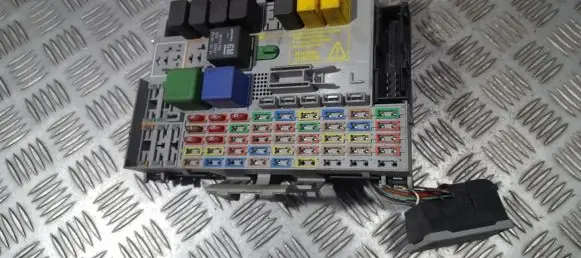 Fuse box set