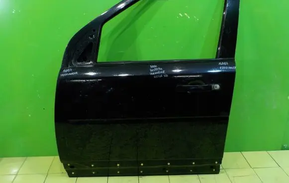 Land Rover Freelander 2 - LR2 Front door PRZOD LEWE