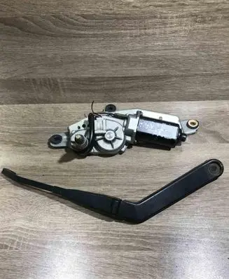 Nissan X-Trail T31 Rear window wiper motor 287108H300 1665217A