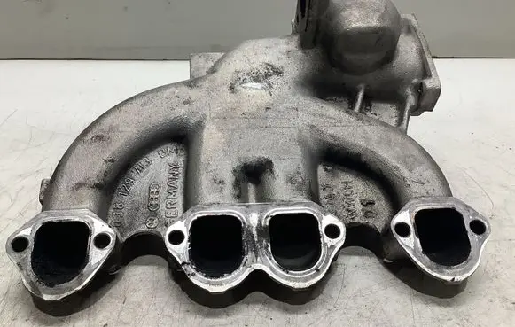 Audi A4 S4 B7 8E 8H Intake manifold 038129713BM