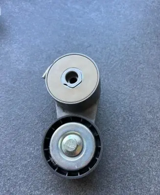 Fiat 500 Generator/alternator belt tensioner