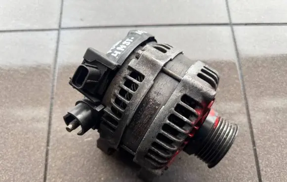 Ford Focus Generator/alternator 4M5T-10300-AB