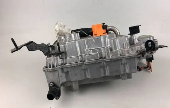 Voltage converter inverter