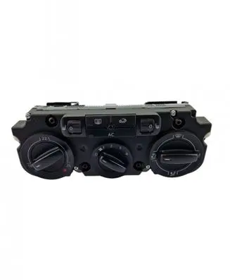 Volkswagen Tiguan Climate control unit 5M2820045A