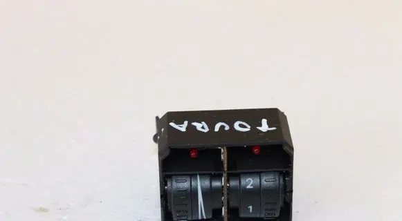 Volkswagen Touran I Headlight level height control switch 1T0941333