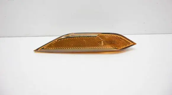 Porsche Cayenne (92A) Front fender indicator light 7P5949102A