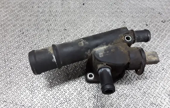 Audi A3 S3 A3 Sportback 8P Engine coolant pipe/hose 038121132D