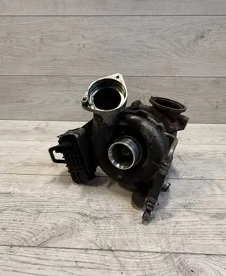 BMW 3 E92 E93 Turbo 730314 7796313