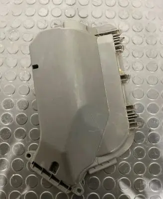 Porsche Macan (95B) Air filter box cover 95B907613