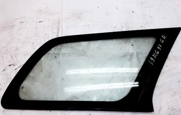 Mitsubishi Galant Rear side window