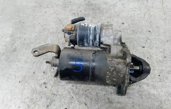 Audi A4 S4 B5 8D Starter motor 