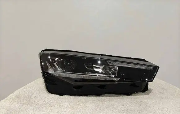 Skoda Scala Headlight/headlamp 655941016 1303102000000