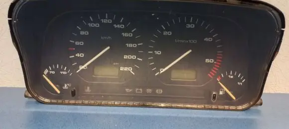 Volkswagen Golf III Speedometer (instrument cluster) 1H6919033BD