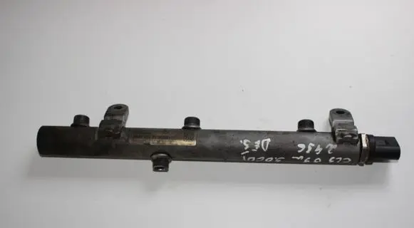 Mercedes-Benz CLS C219 Fuel main line pipe A6420702595