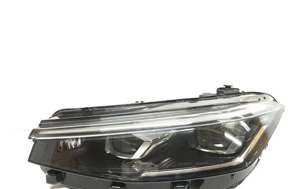 Volkswagen PASSAT B9 Headlight/headlamp 3J1941035 8870VF205MDP 11020149R00