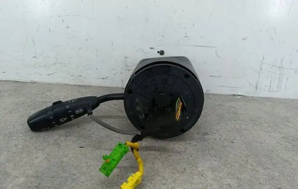 Mercedes-Benz B W245 Wiper turn signal indicator stalk/switch 