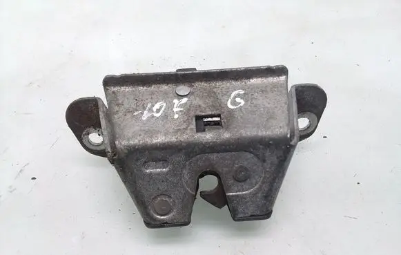 Peugeot 107 Tailgate/trunk/boot lock/catch/latch
