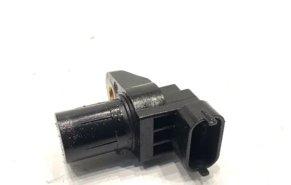 Mercedes-Benz CLS C218 X218 Camshaft position sensor A0051531328