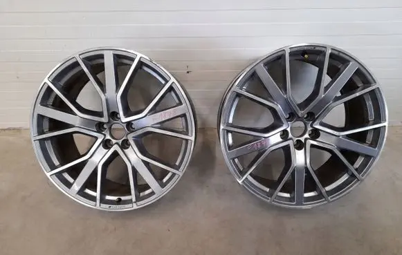 Audi Q7 4M R21 alloy rim 