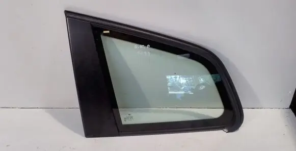 BMW X3 E83 Rear side window