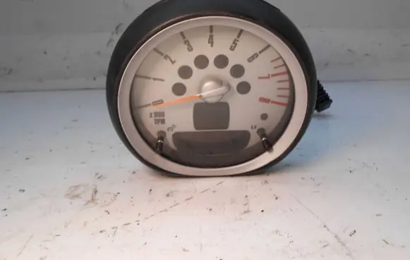 Mini One - Cooper Coupe R56 Speedometer (instrument cluster) 9160219