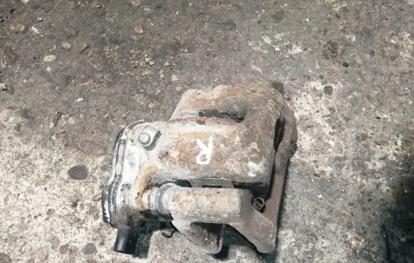 Rear brake caliper