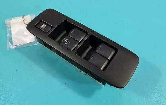 Nissan Qashqai Electric window control switch 25401BR00B IMPRK1584350