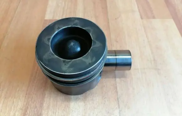 Jaguar XF X250 Piston 306DT AJTDV6 AJV6D