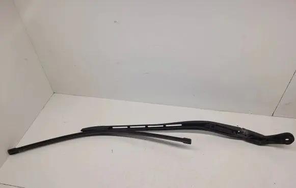 Audi A4 S4 B7 8E 8H Front wiper blade arm 8E1955408C