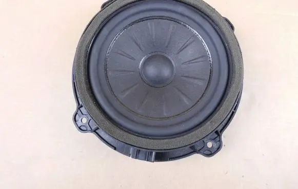Hyundai Tucson TL Rear door speaker 96330D3000