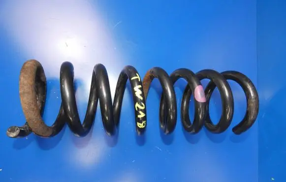 Mercedes-Benz CLS C218 X218 Rear coil spring