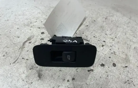 Volvo V40 Electric window control switch 31334569 12W524