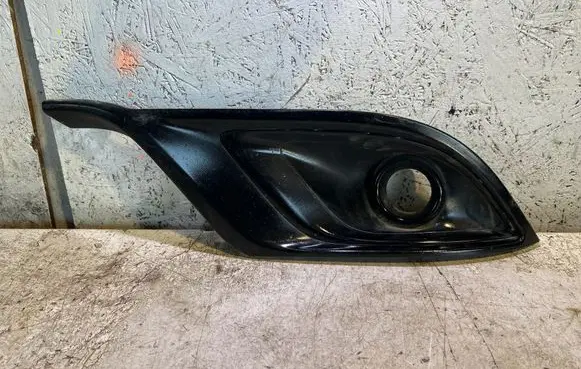Dodge Durango Front fog light trim/grill 05113679AC