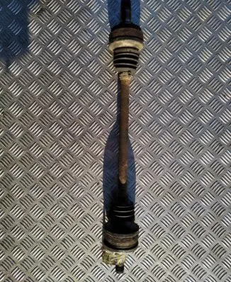 Mercedes-Benz E W124 Rear driveshaft