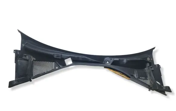 Alfa Romeo Giulia Wiper trim 1561188360