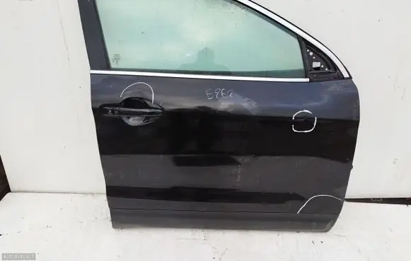 Nissan Qashqai Front door