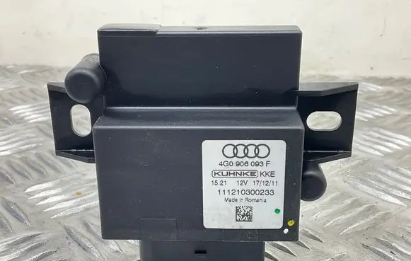Audi A7 S7 4G Fuel injection pump control unit/module 4G0906093F