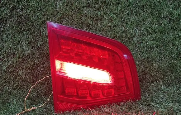 Audi A6 S6 C6 4F Tailgate rear/tail lights 89319311