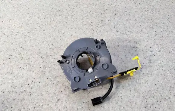 Opel Zafira A Airbag slip ring squib (SRS ring) 90588758