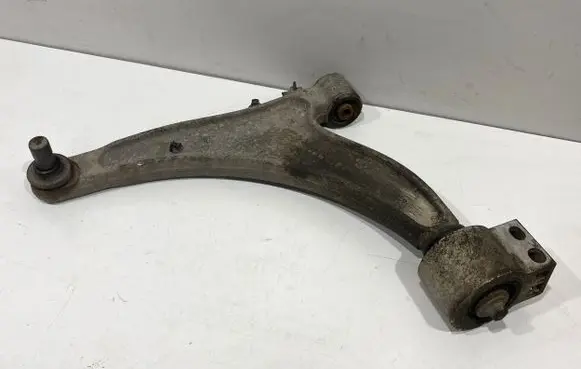 Opel Insignia A Front lower control arm/wishbone 22792990