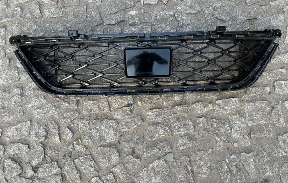 KIA Xceed Front bumper lower grill 86561-j7QB0