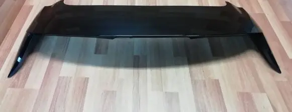 Tailgate/trunk spoiler