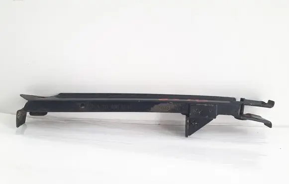Mercedes-Benz E W211 Front bumper mounting bracket A2118801214