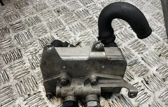 Mercedes-Benz E W213 Transmission/gearbox oil cooler A0995006300