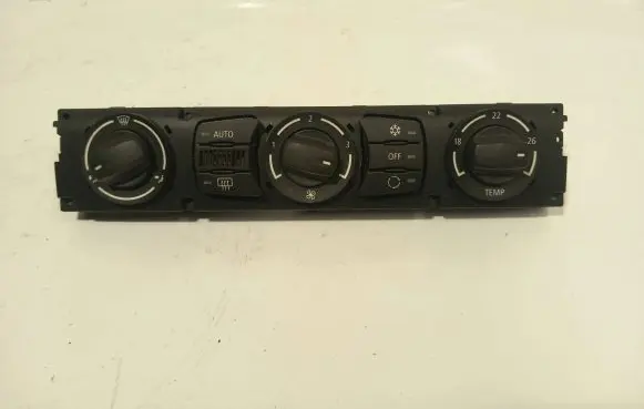 BMW 5 E60 E61 Climate control unit 9122396 900251530023