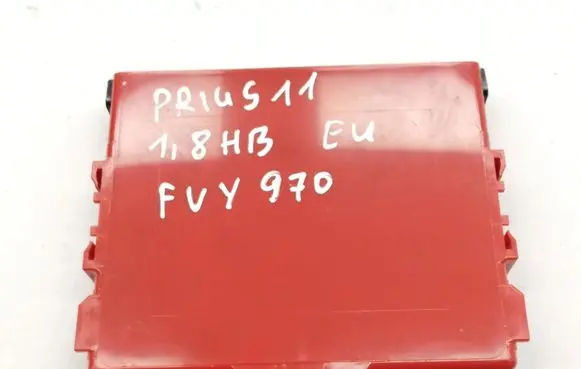 Toyota Prius (XW30) Keyless (KESSY) go control unit/module 8999047061