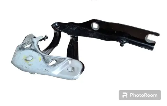Audi A1 Engine bonnet/hood hinges 8X0823301A